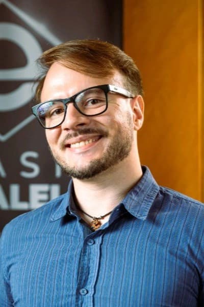 Henrique B. Omegna profile