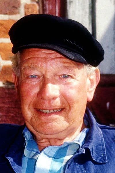 Karl-Heinz Kreienbaum profile