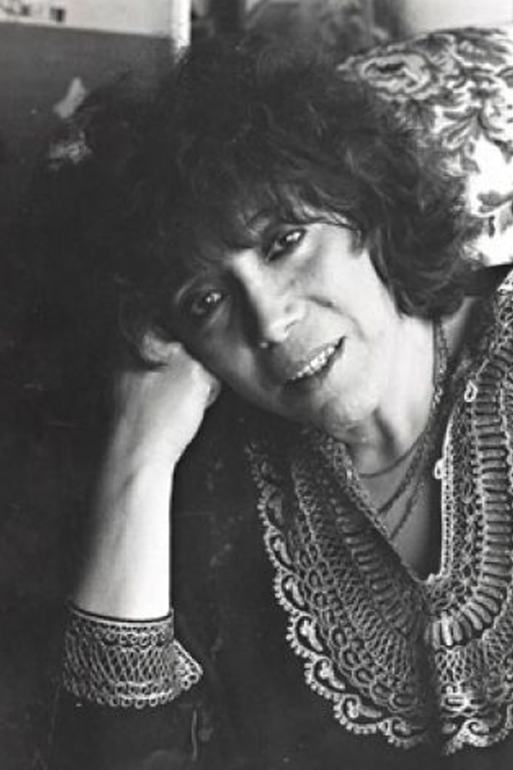 Aída Bortnik profile