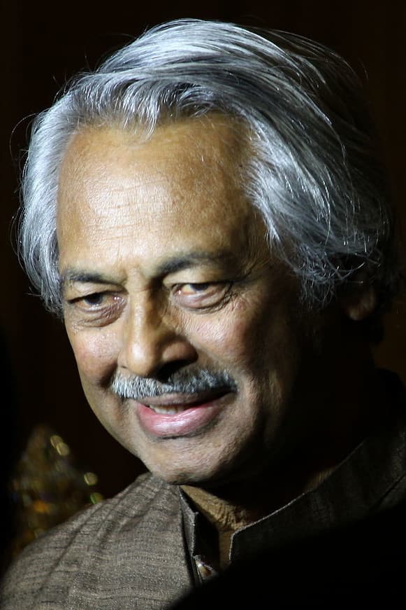 Girish Kasaravalli profile