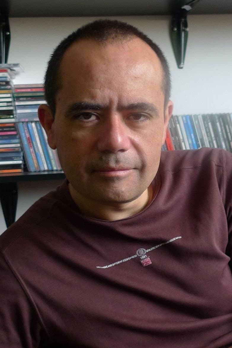Eduardo Adrianzén profile