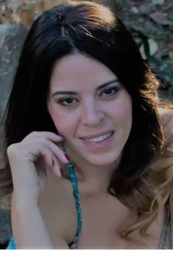 Daniella Peneluppi profile