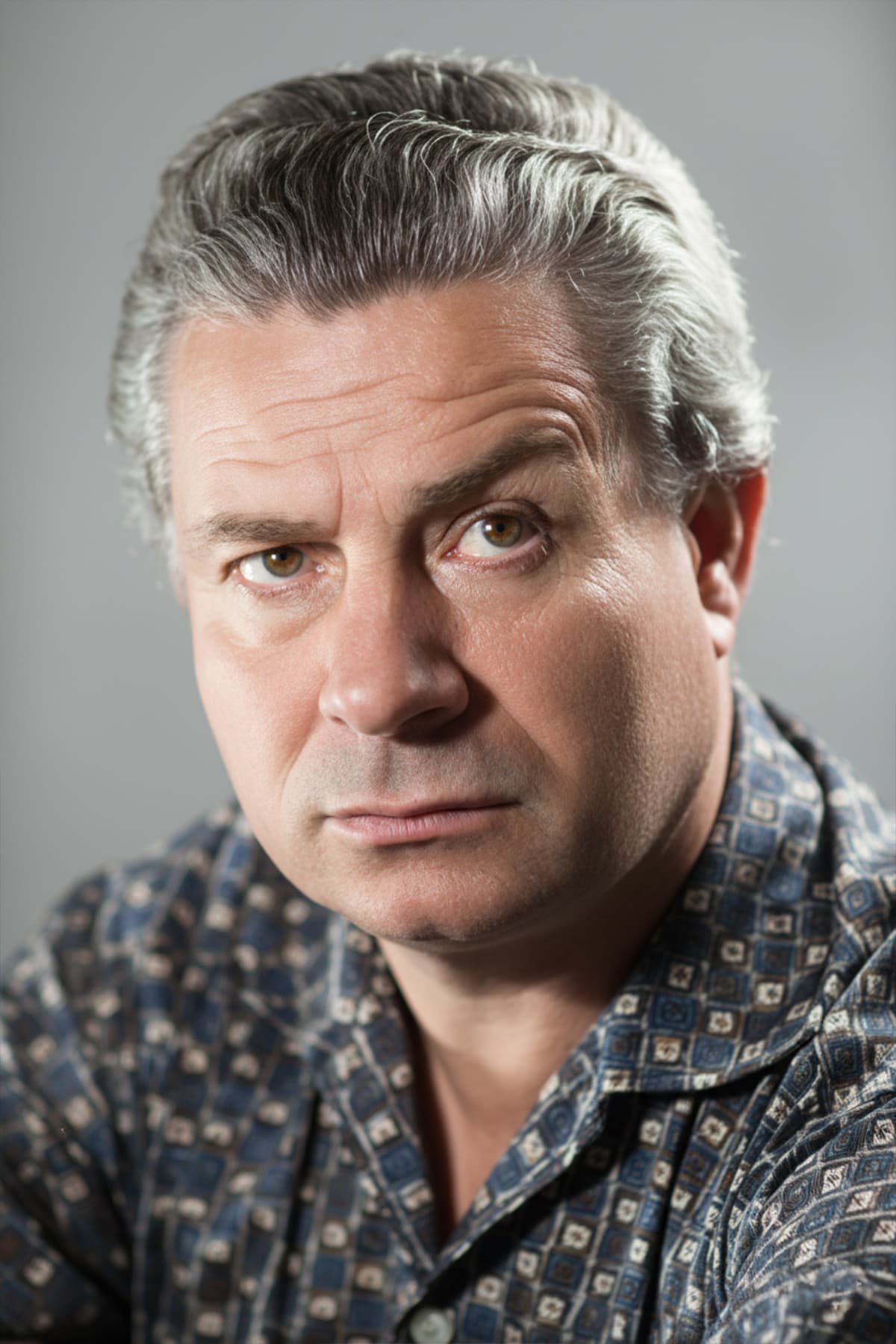 Muzaffer Yenen profile