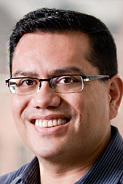 Elías Axume profile