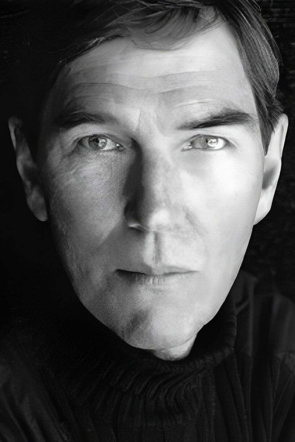 Stephen Russell profile