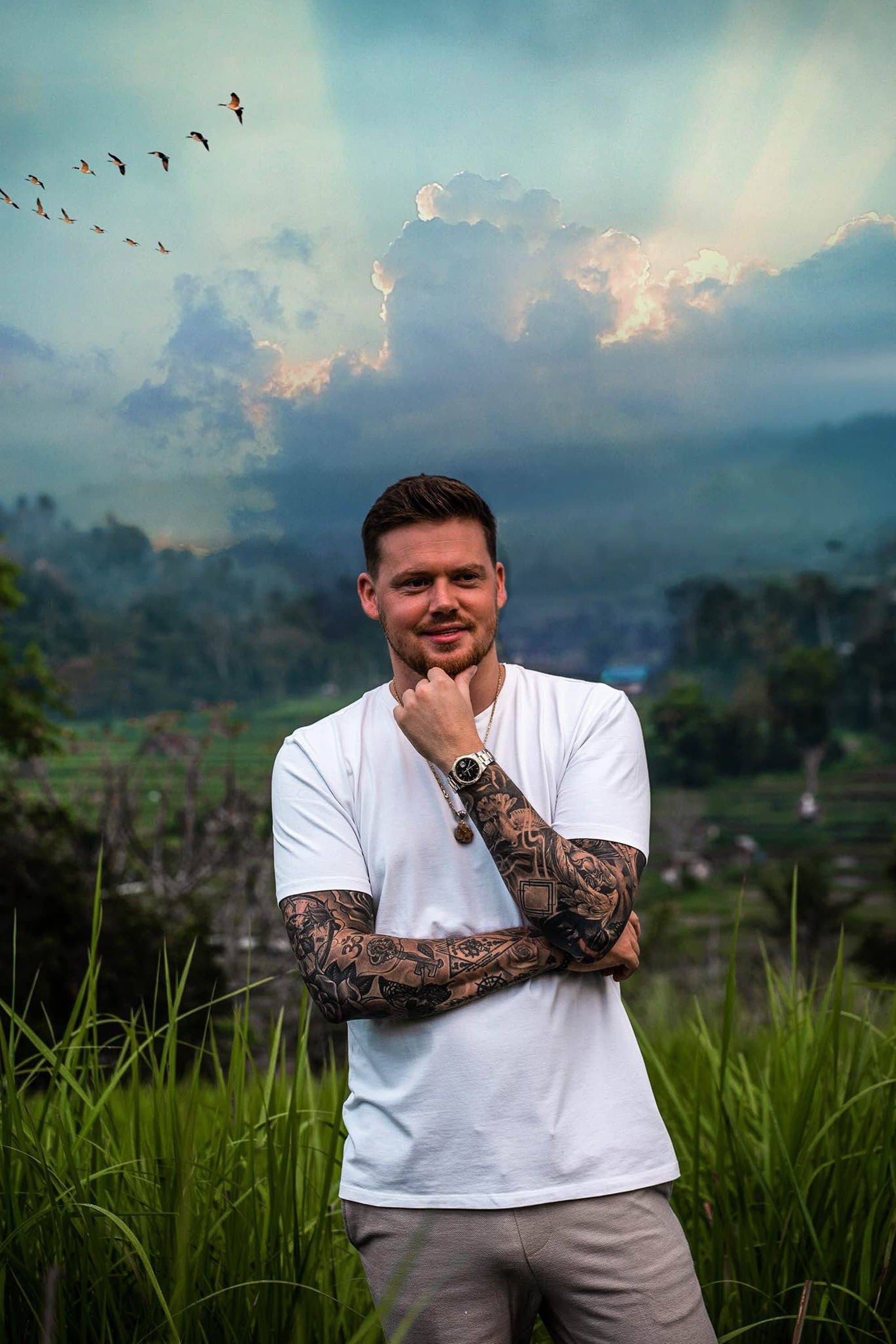 Lewis Raymond Taylor profile