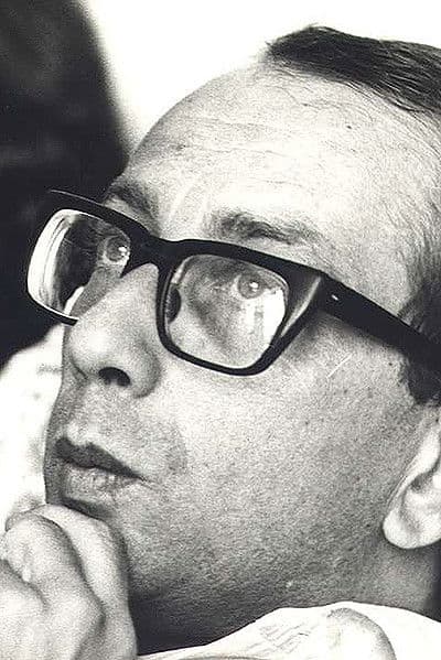 Mário Carneiro profile