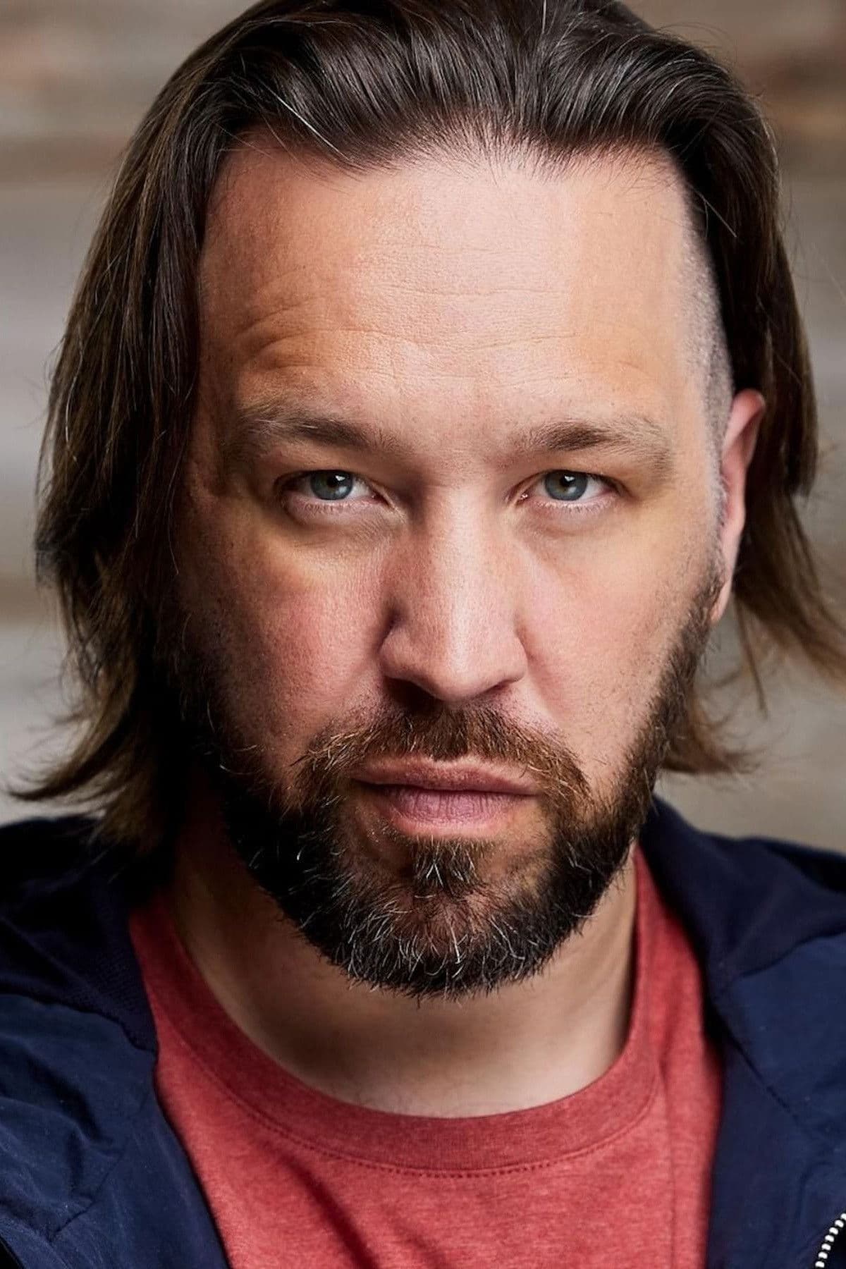 DL MacDonald profile