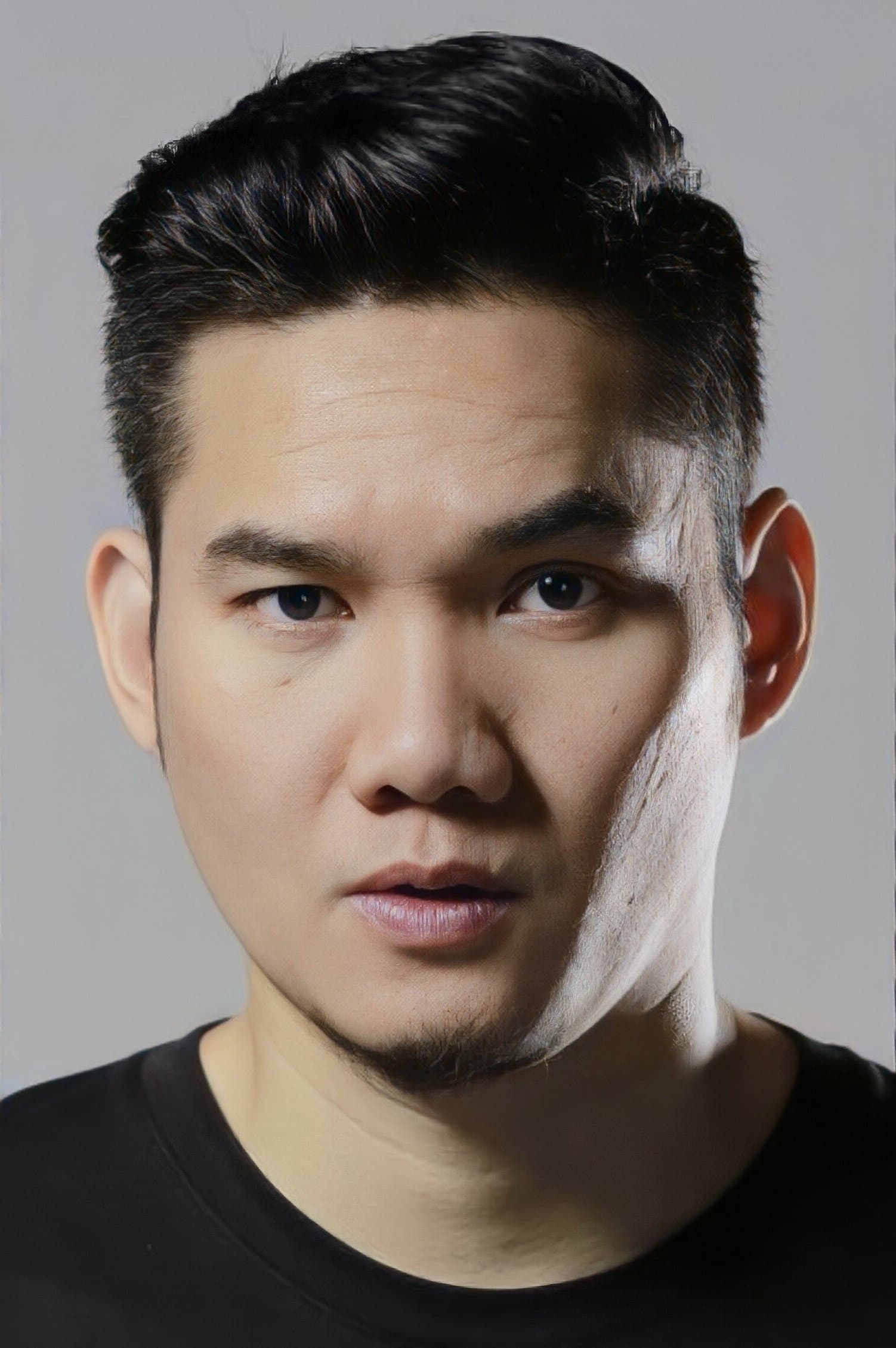 Paween Purijitpanya profile