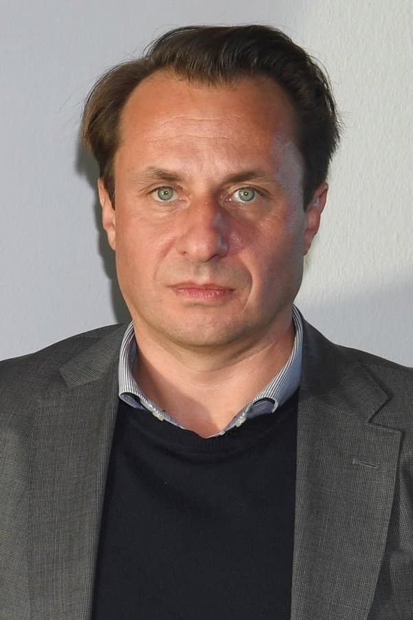 Till Derenbach profile