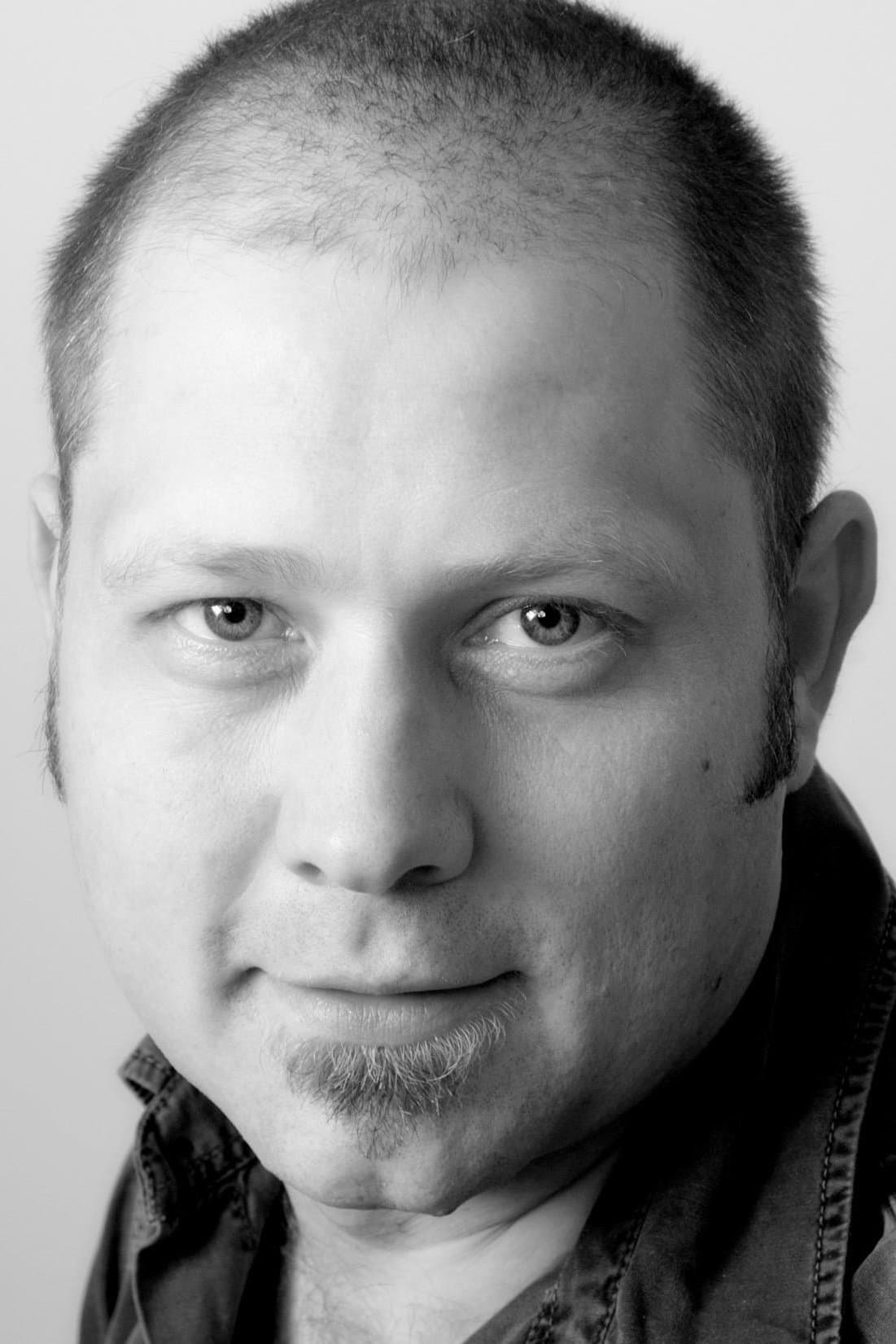 Steve Thompson profile