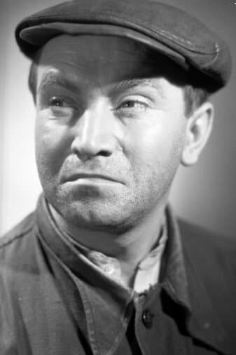 Mieczysław Łoza profile