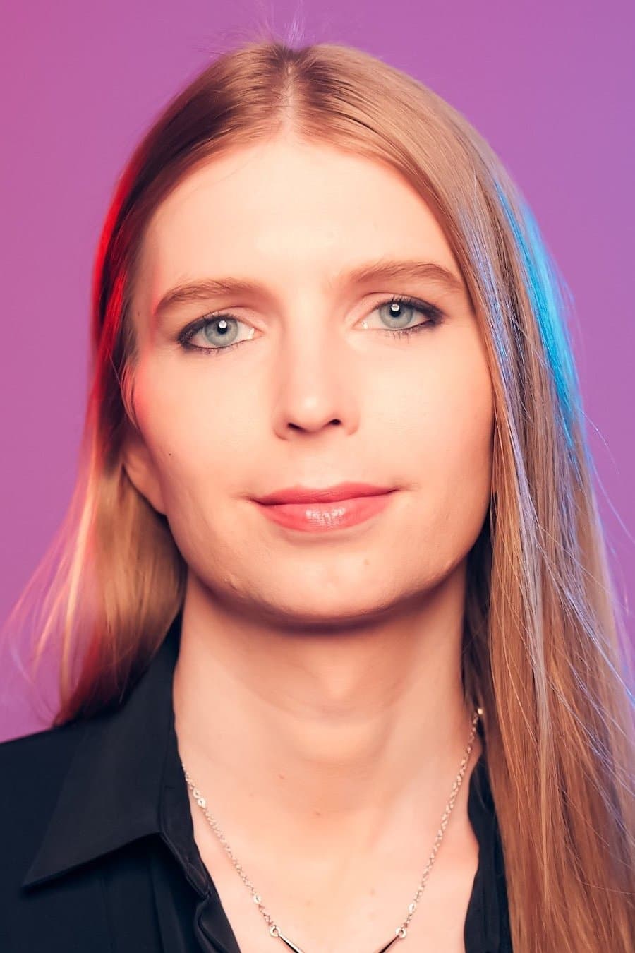 Chelsea Manning profile