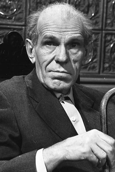 Zdzisław Karczewski profile