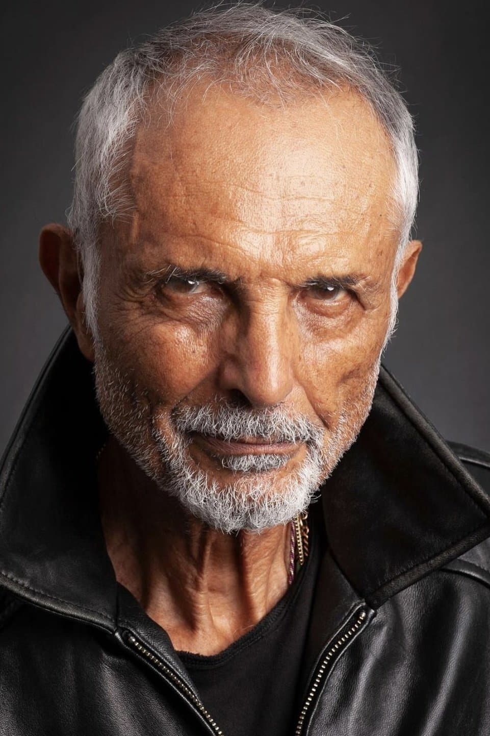 Robert Miano profile