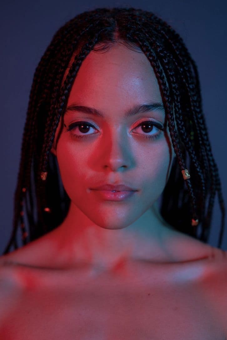 Quintessa Swindell profile