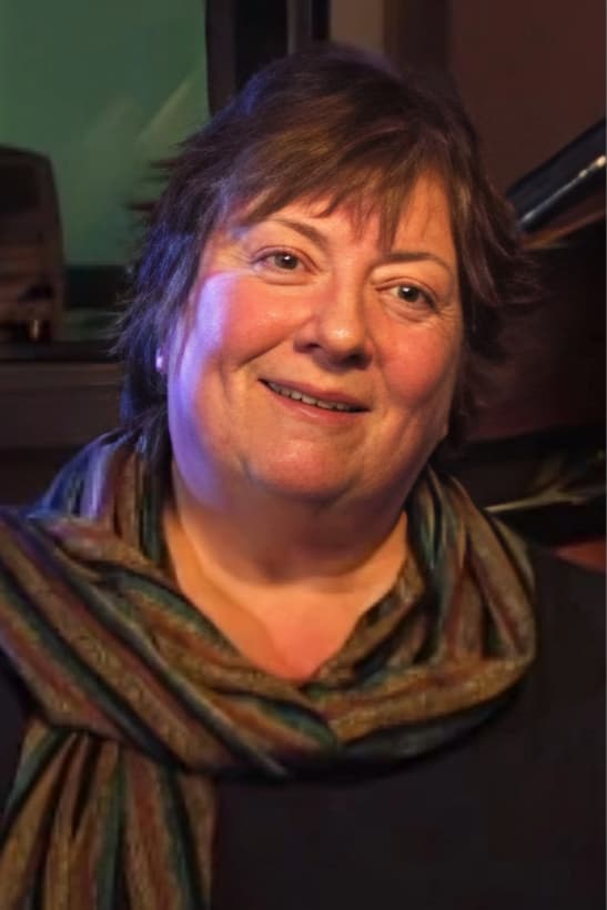 Laura Phillips profile