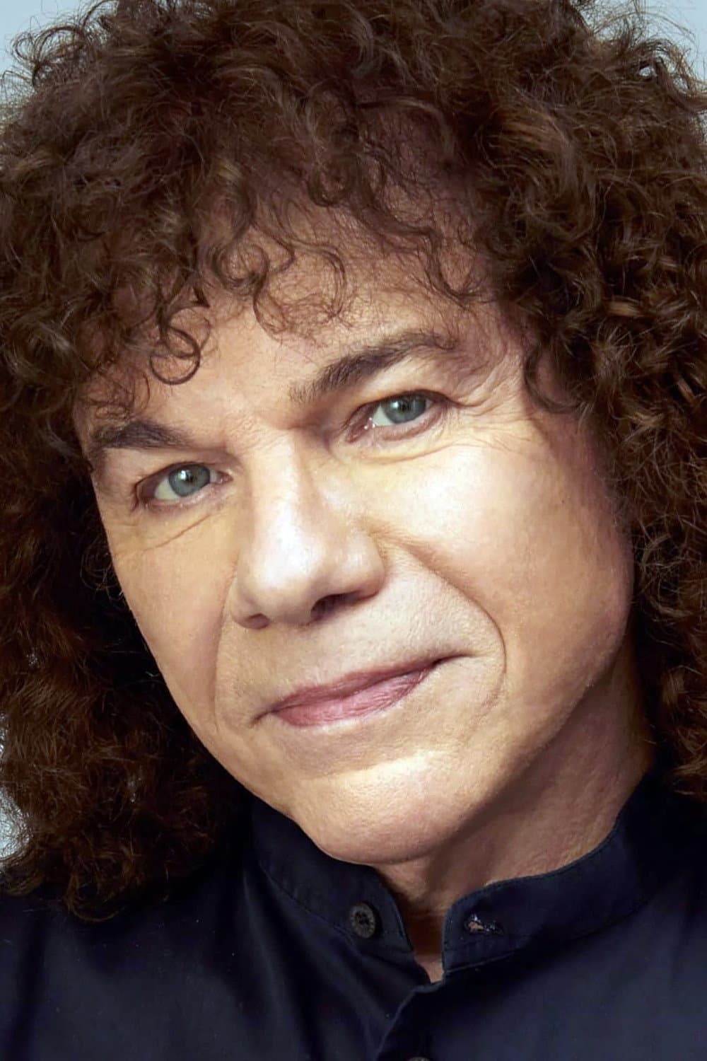 Riccardo Cocciante profile