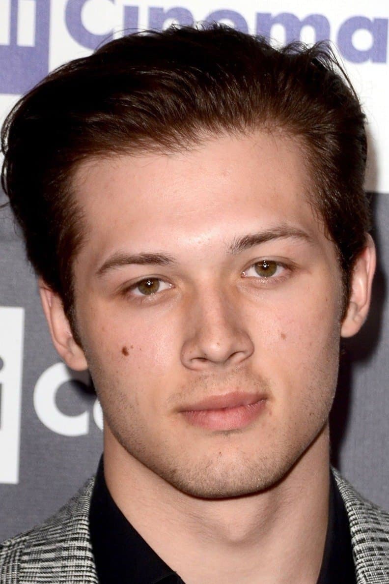 Leo Howard profile