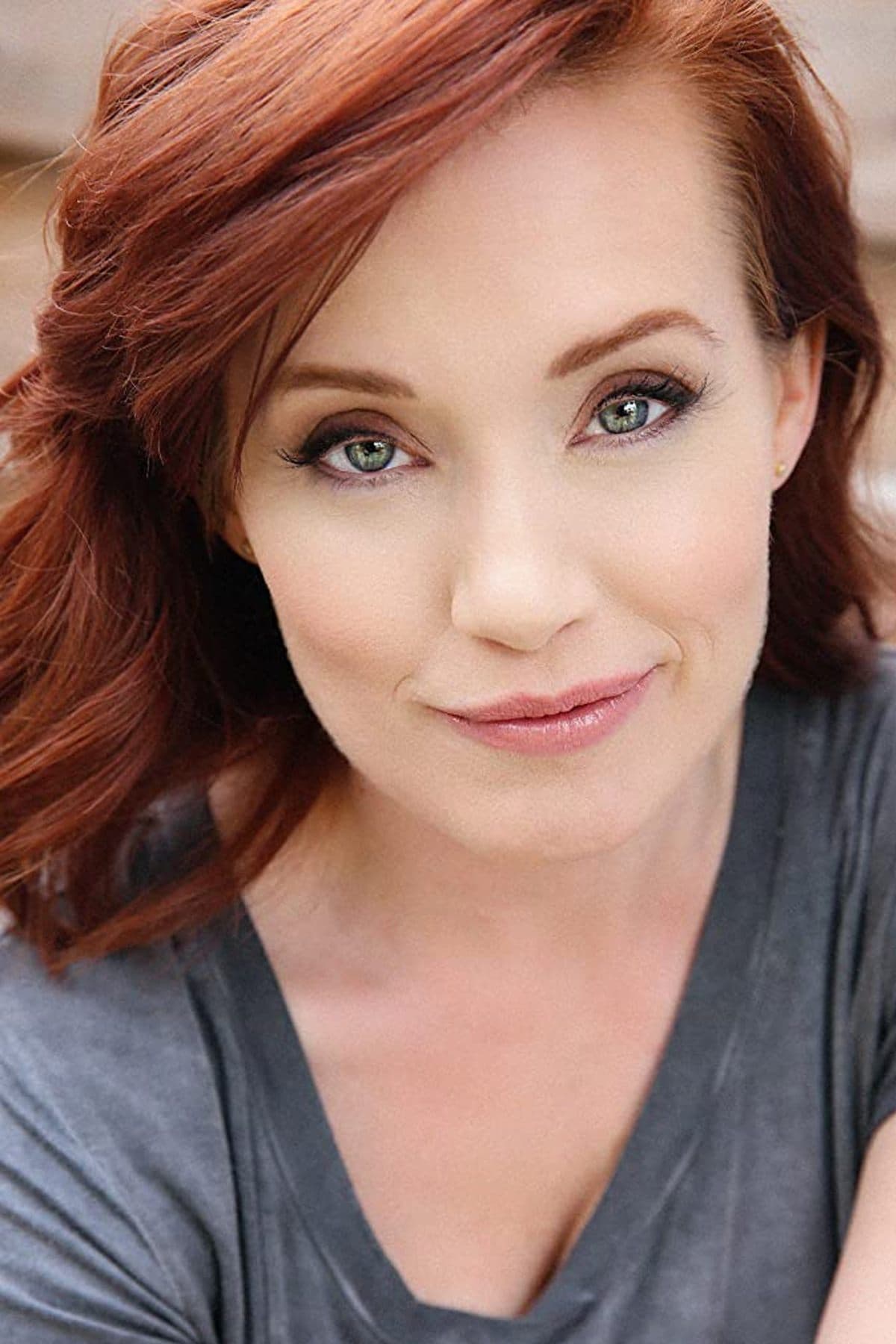 Paula Rhodes profile