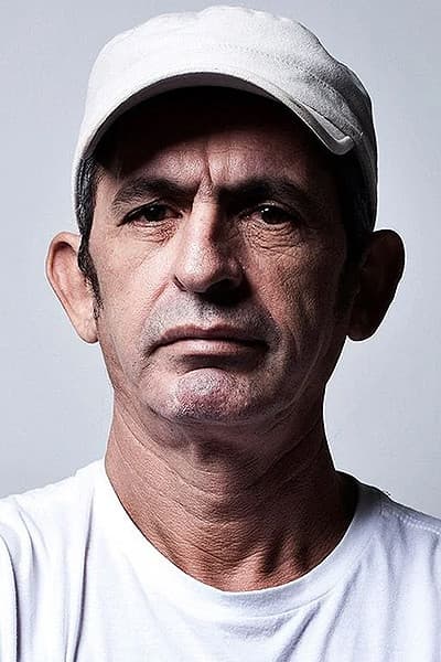 Cláudio Assis profile