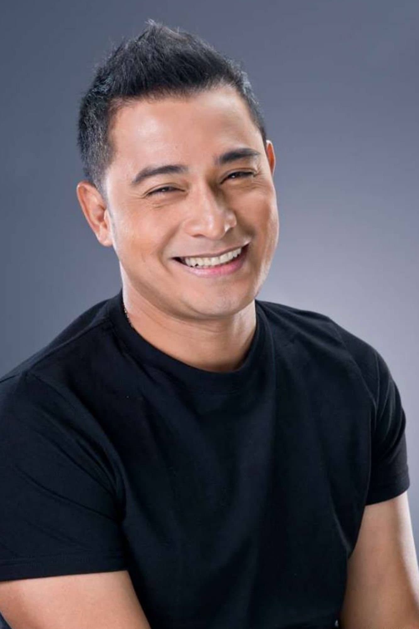 Cesar Montano profile