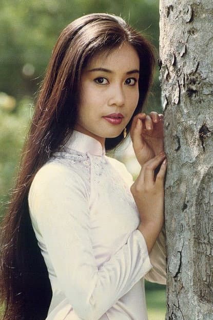 Tuyết Ngân profile