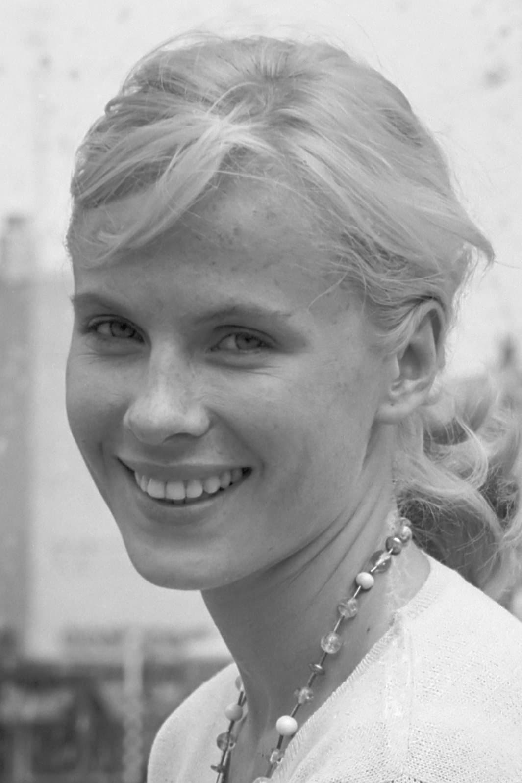 Bibi Andersson profile