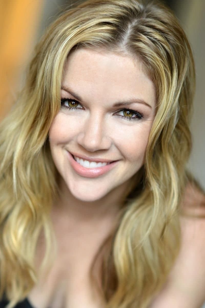 Corri English profile