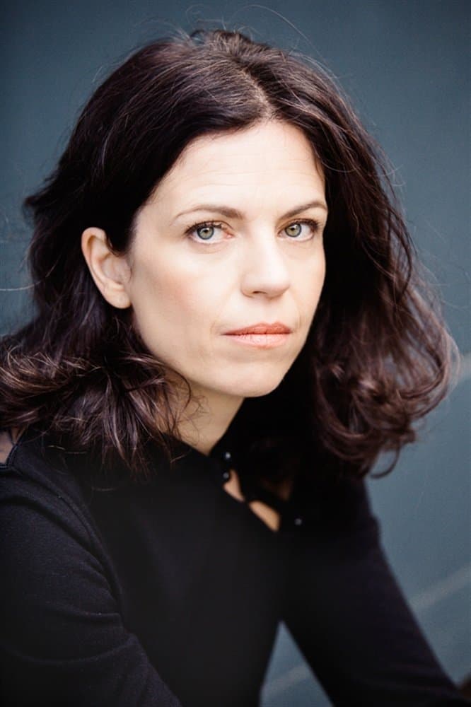 Caroline Stas profile