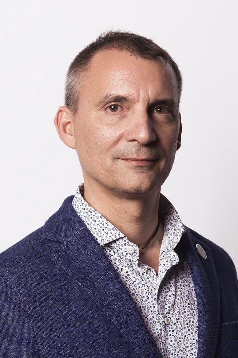 Alejandro Hernández profile