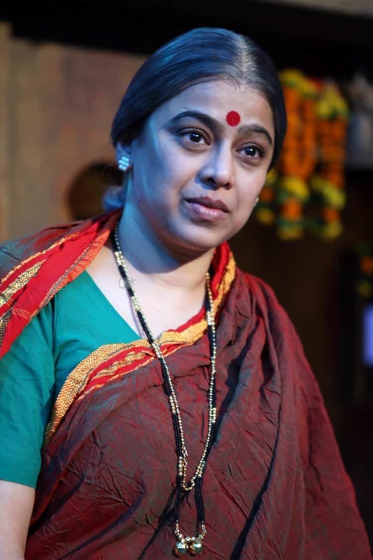 Medha Manjrekar profile