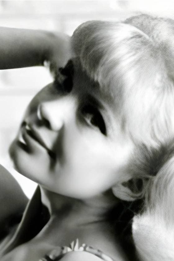 Louise Lawson profile