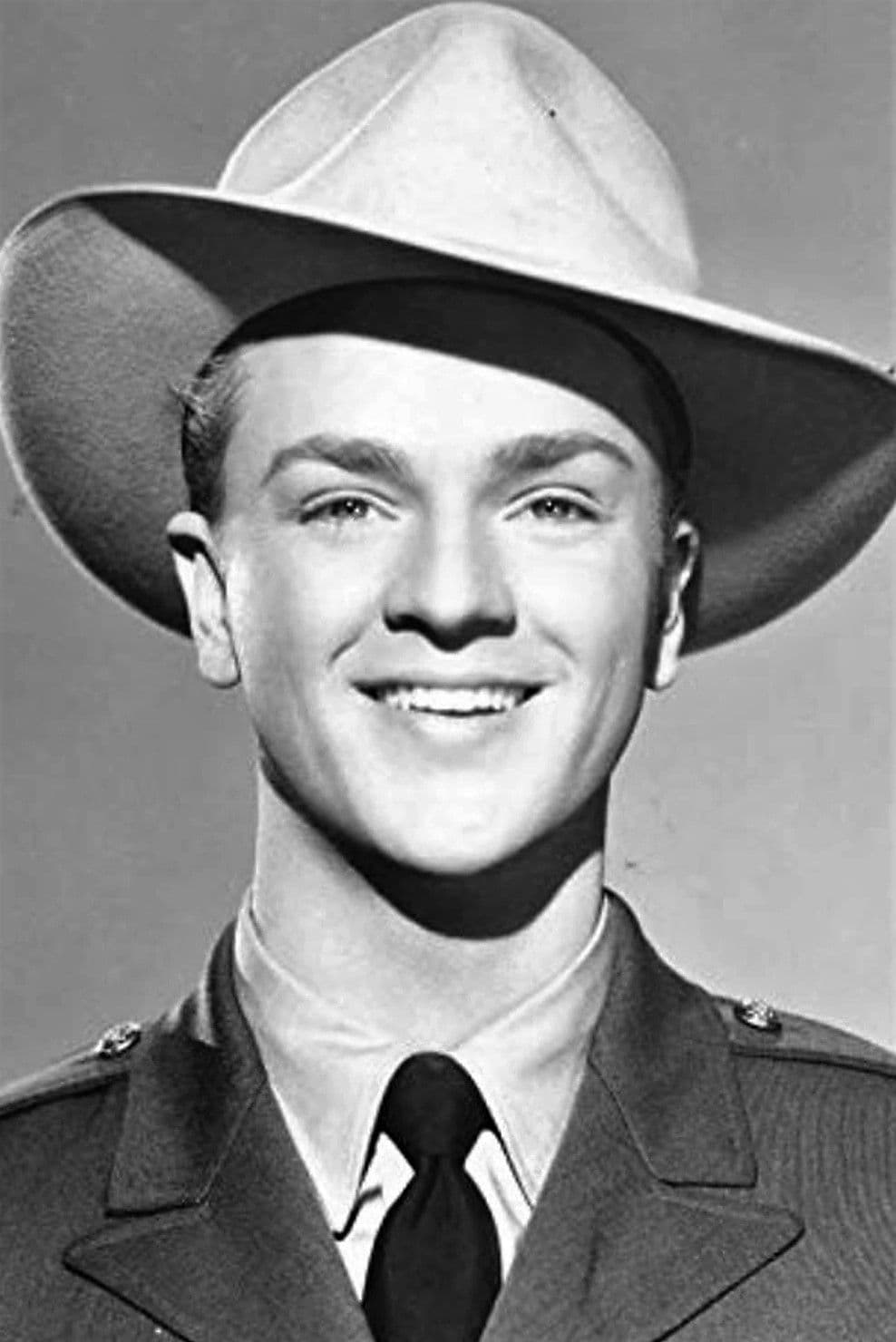 Scott Elliott profile