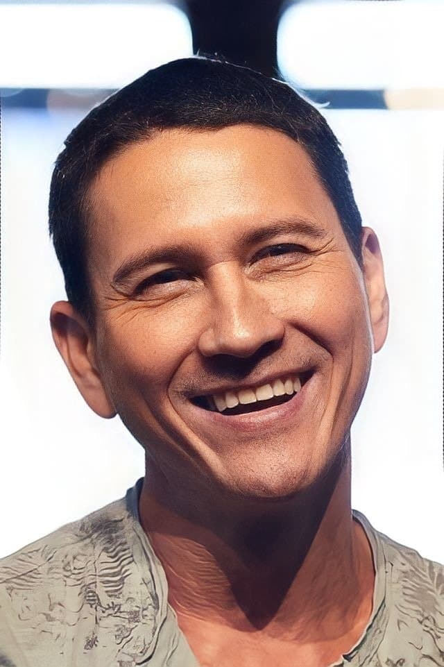 Krissada Sukosol Clapp profile