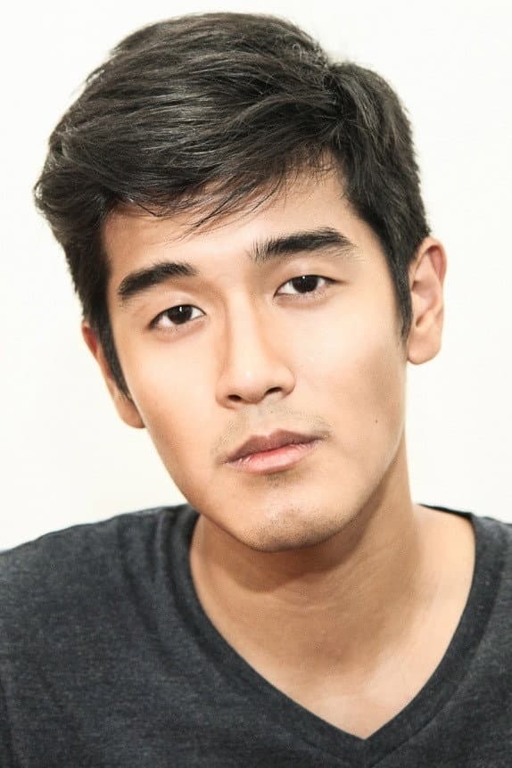 Nathan Hartono profile