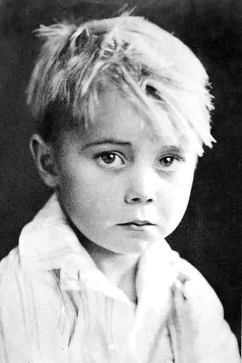 B. Reeves Eason Jr. profile