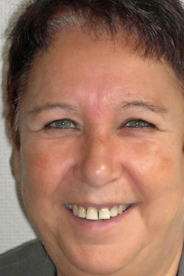 Bernadette Damman profile