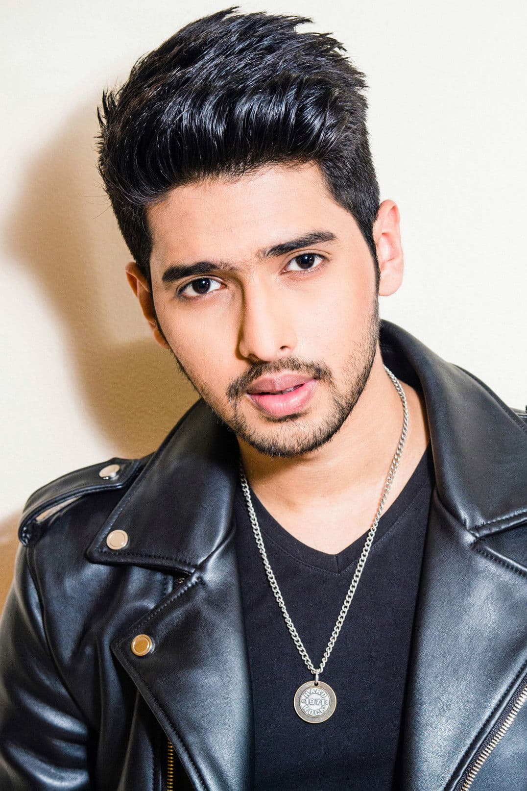 Armaan Malik profile