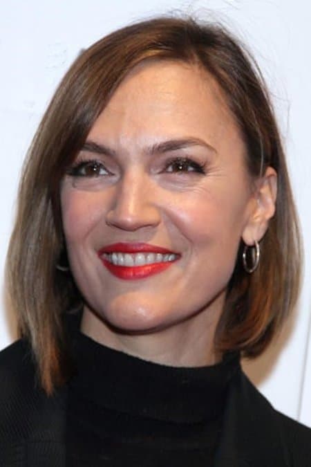 Lesley Fera profile