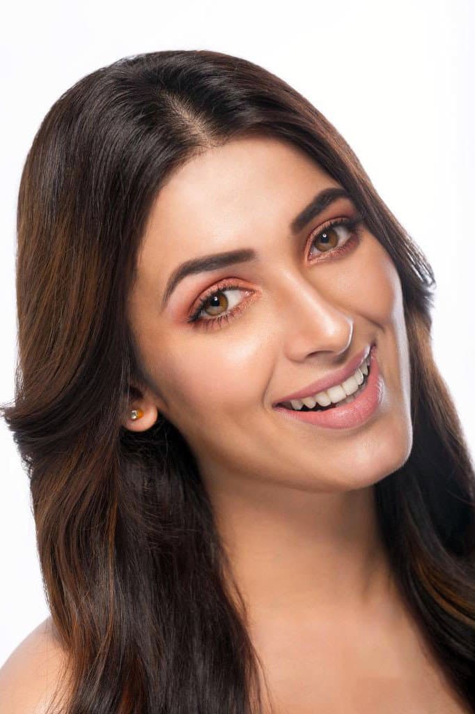 Geethika Tiwary profile