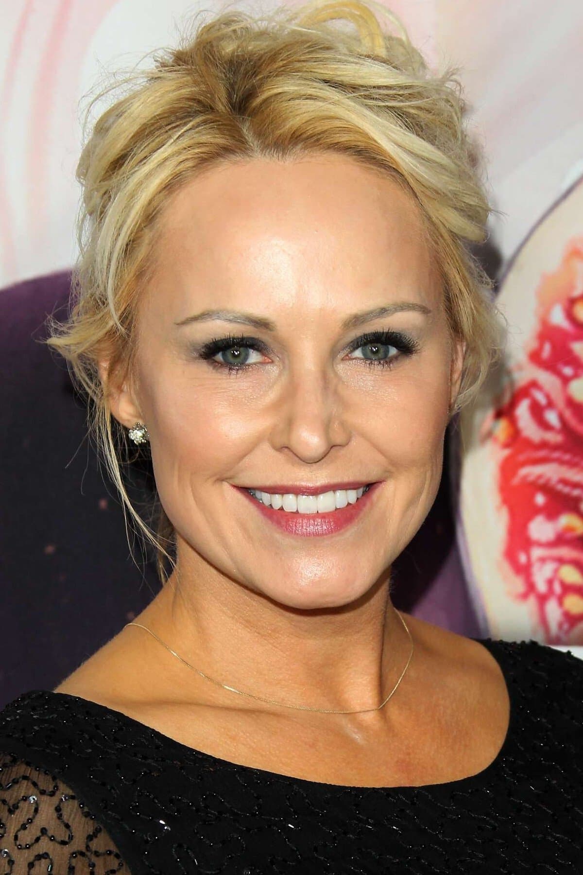 Josie Bissett profile