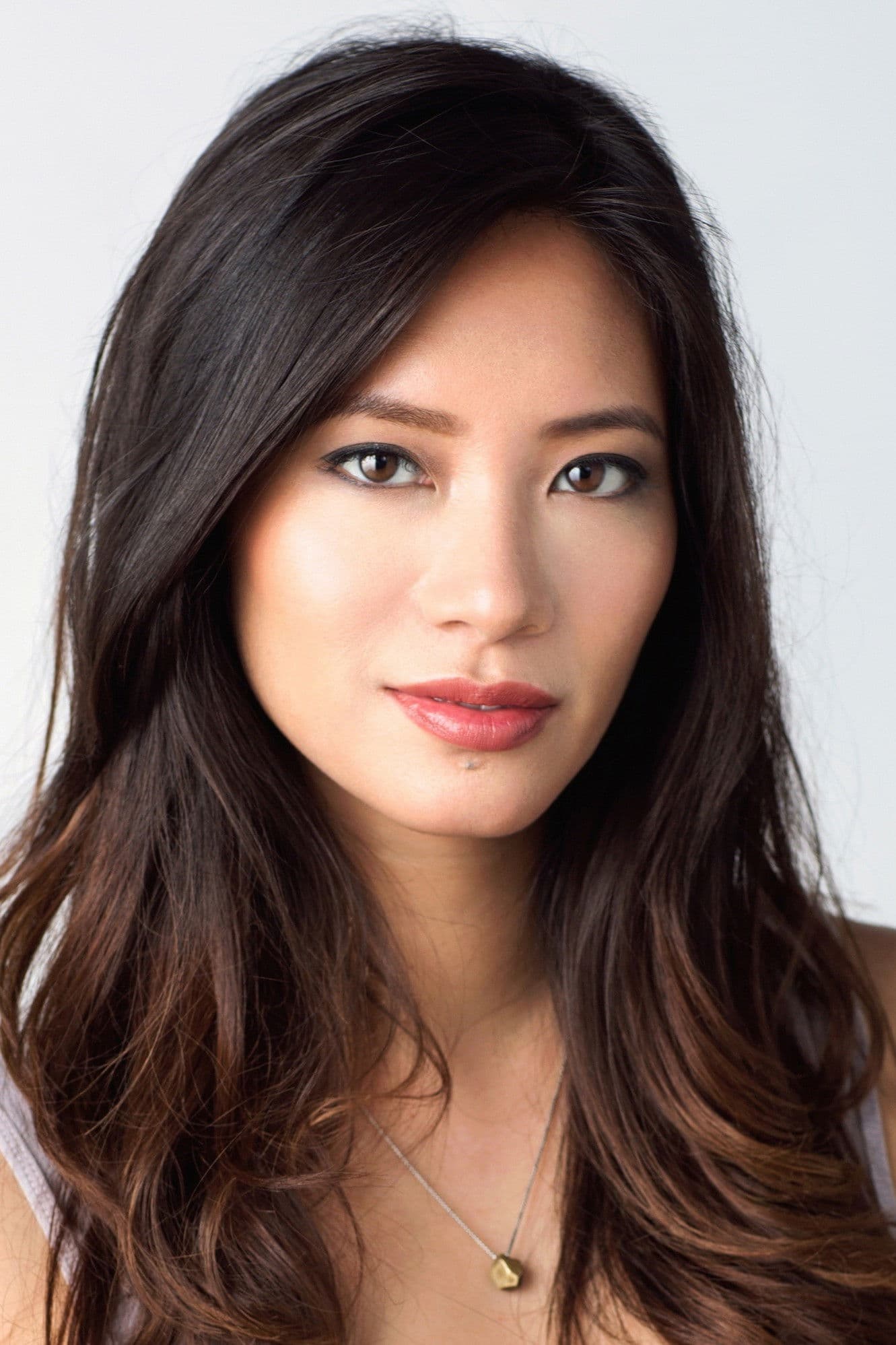 Chantal Thuy profile