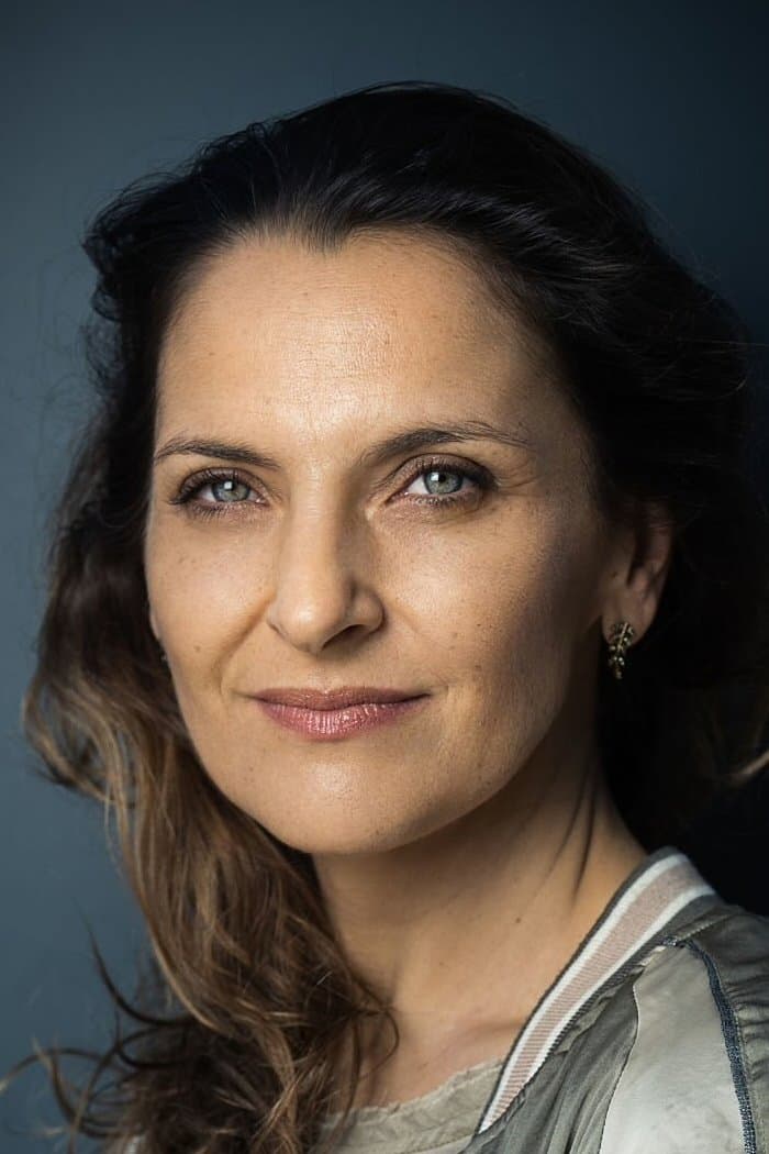 Antonia Zegers profile