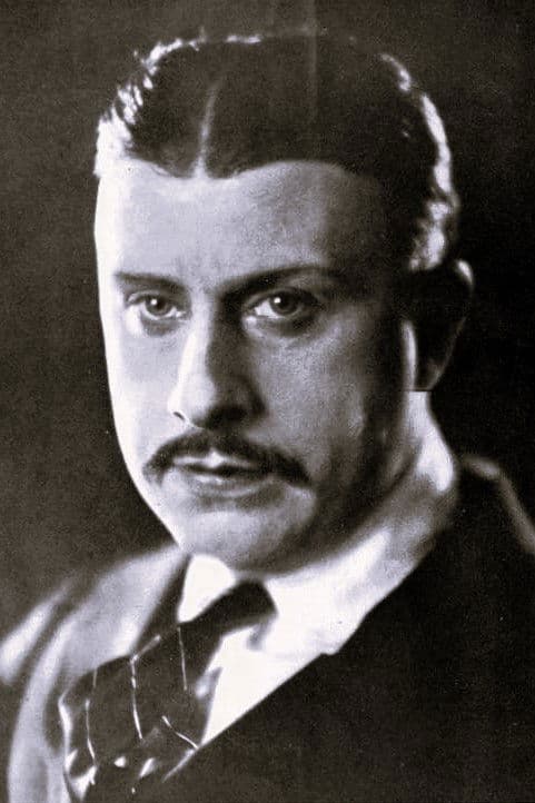 Stuart Holmes profile