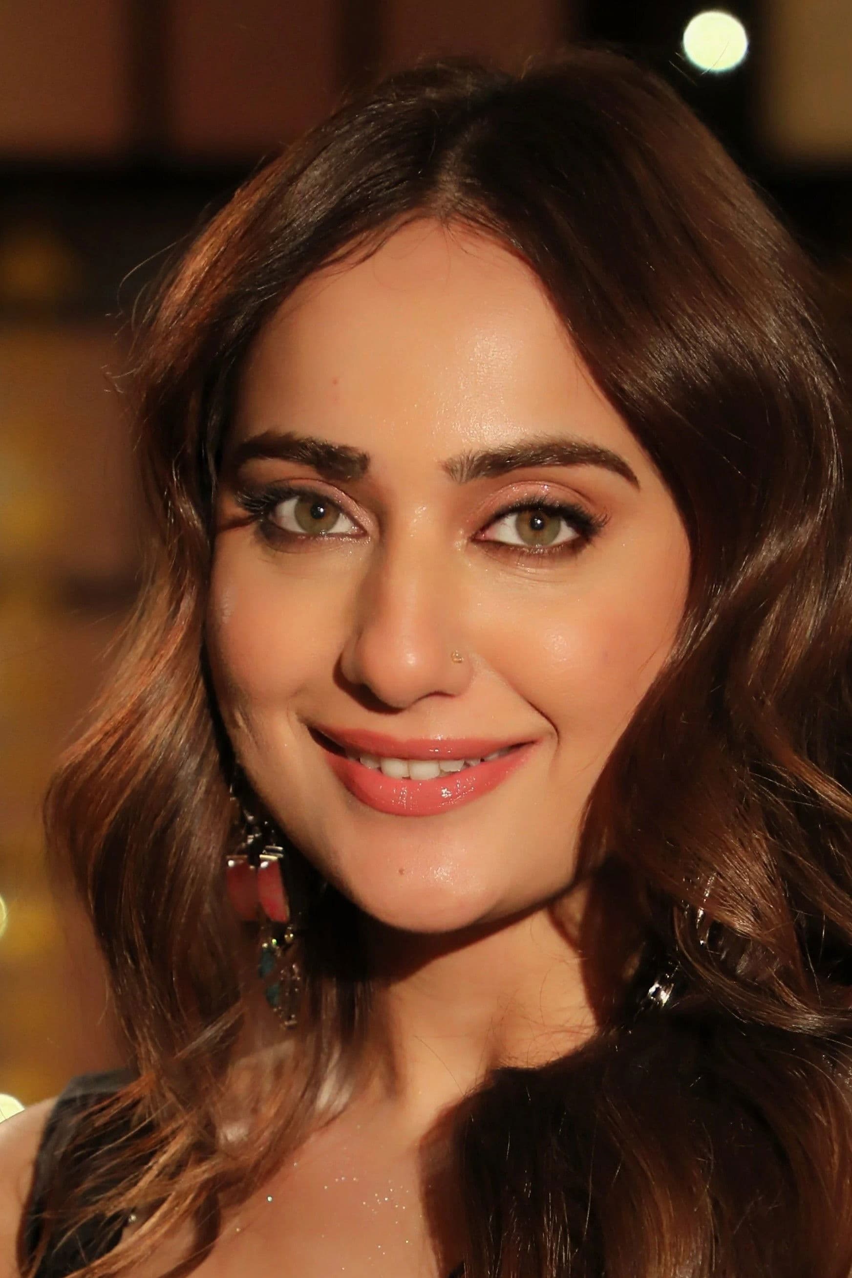 Kusha Kapila profile