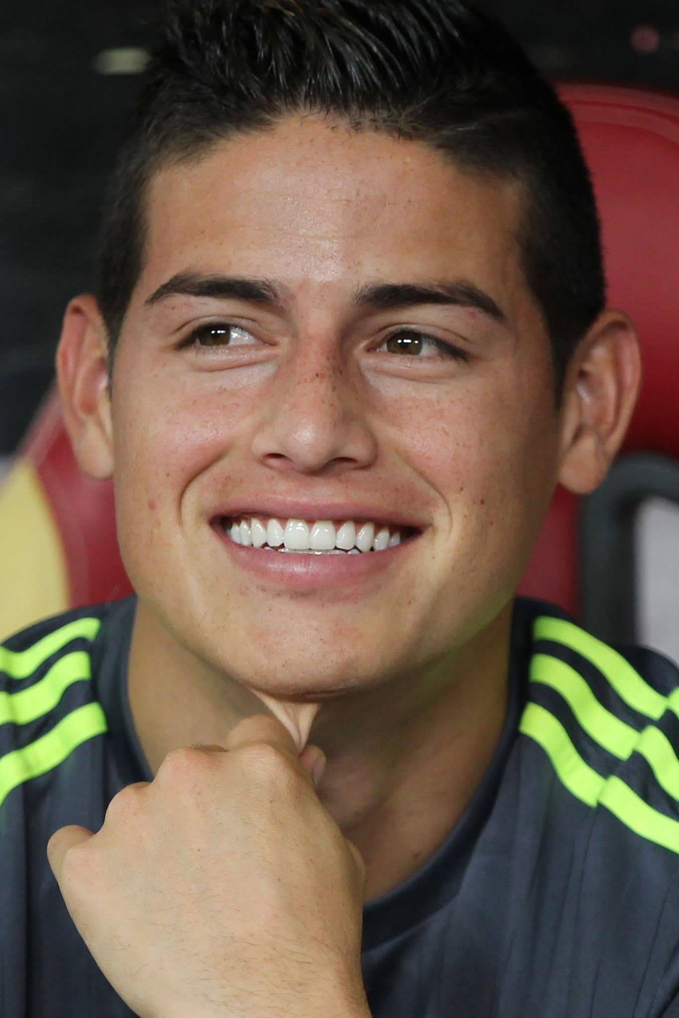 James Rodríguez profile