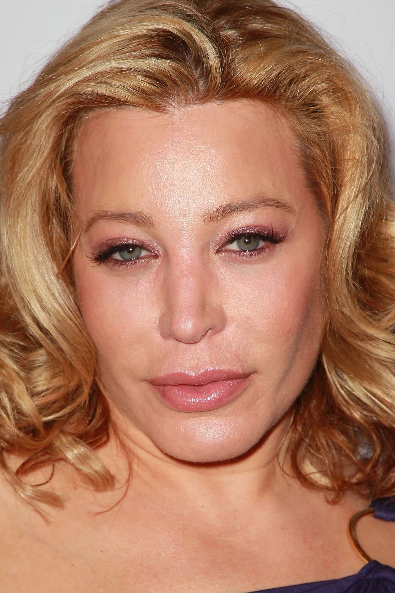 Taylor Dayne profile