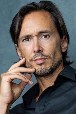 Oliver Stafford profile