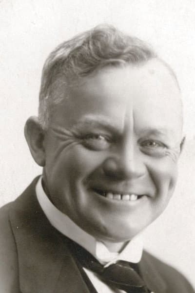 Carl Fischer profile